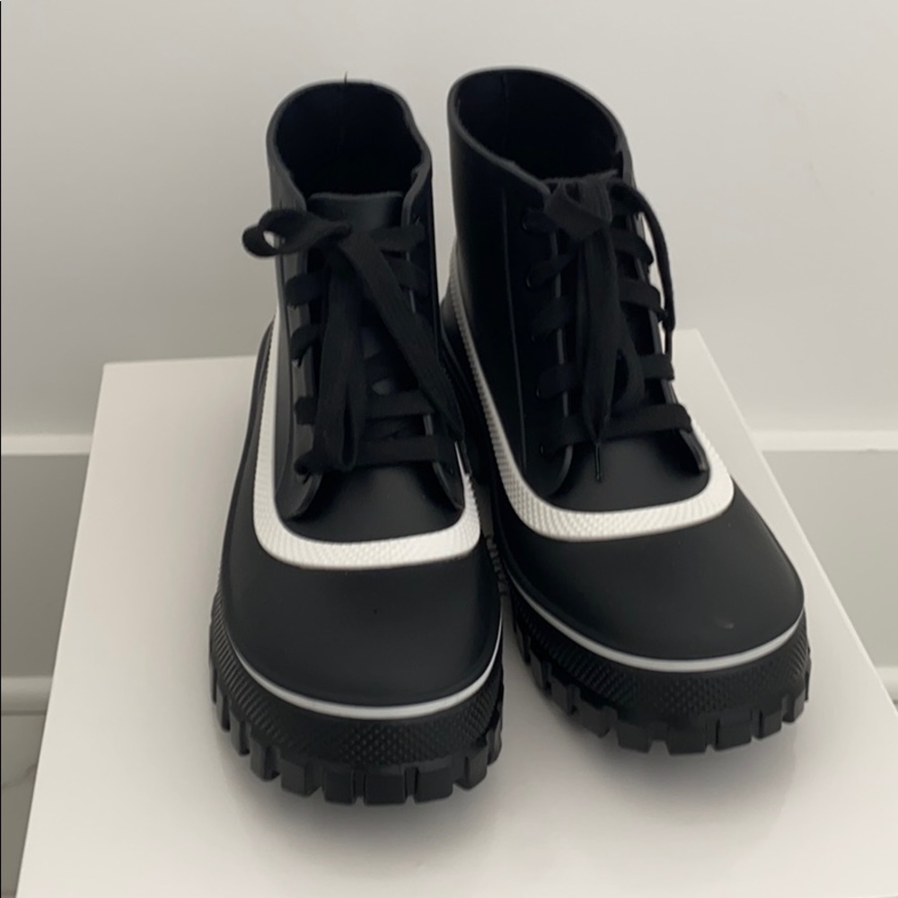 Givenchy Glaston lace-up rubber rain boots